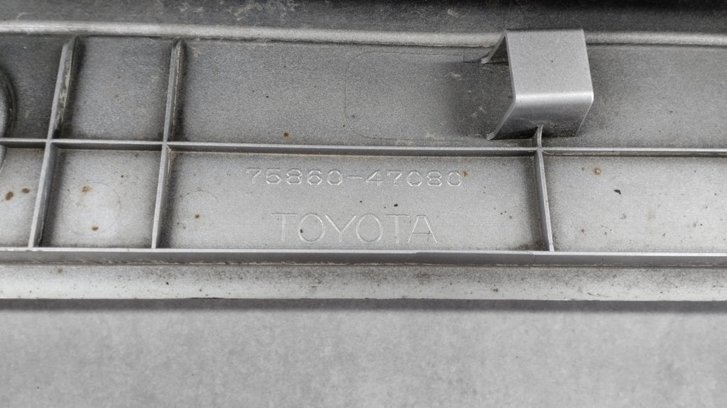 Lajsna praga lijevi Toyota Prius IV 15-23 XW50 75860-47080