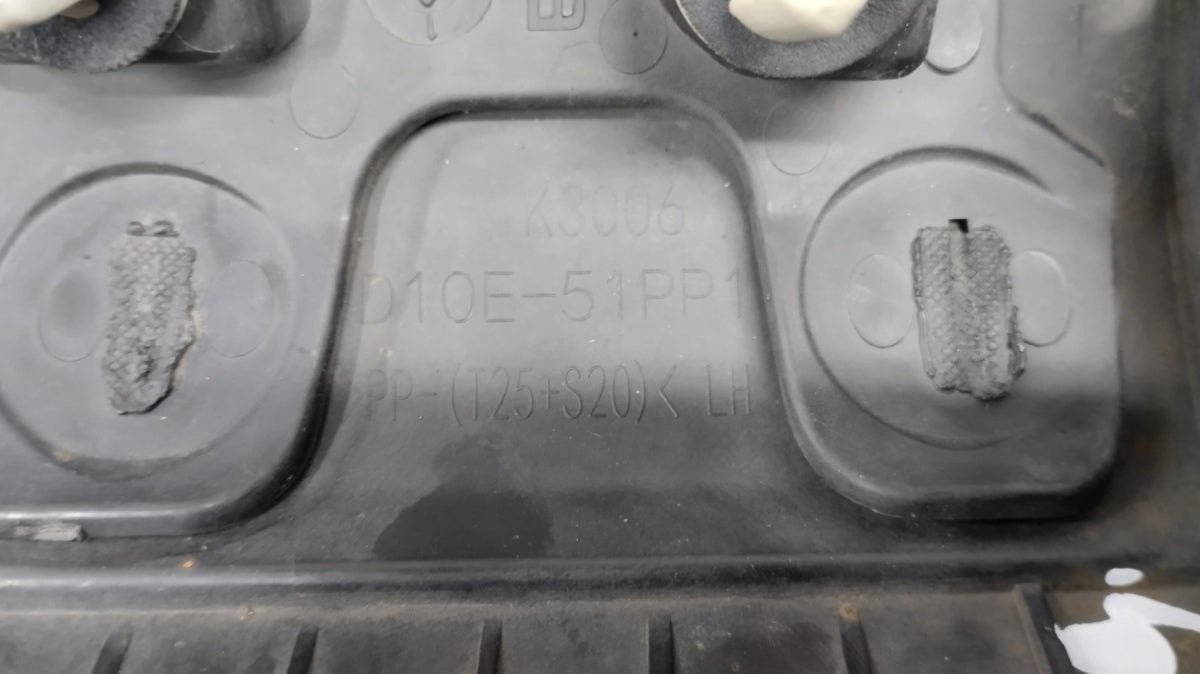 Lajsna praga błotnika lijevi lijevi prednji Mazda CX3 CX-3 14-21 d10e-b0012