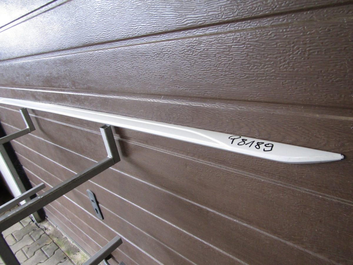 Lajsna praga desna Audi A4 B9 8W0 S-Line 19 Lift