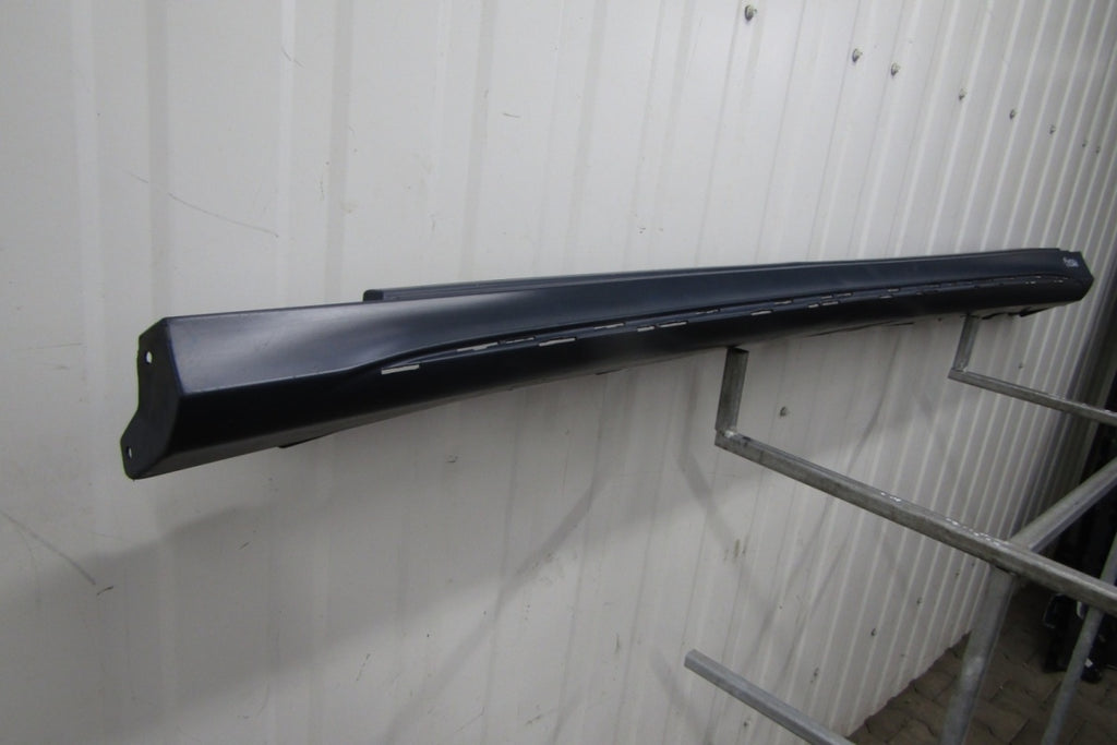Lajsna praga lijeva Mercedes A 177 AMG 45 4.5 18-