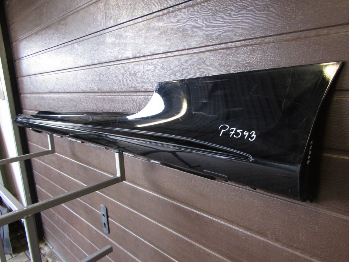 Lajsna praga lijeva Mercedes C 205 Cabrio AMG 14-