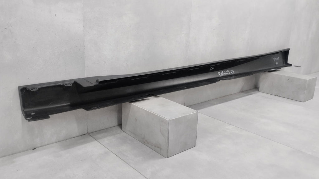 Lajsna praga desna BMW X3 G45 2025- prag