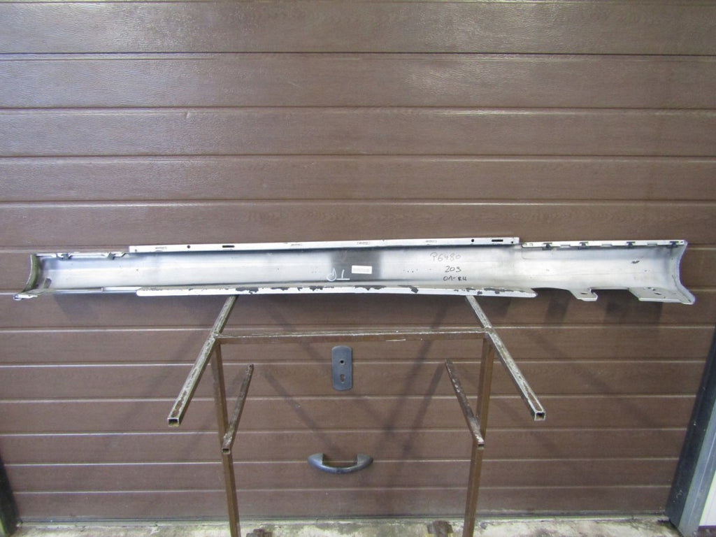 Lajsna praga desna Mercedes CLK II W 209 01-09