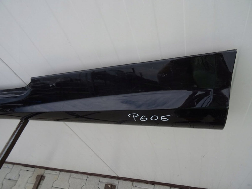 Lajsna praga lijeva Mercedes E 207 AMG Cabrio