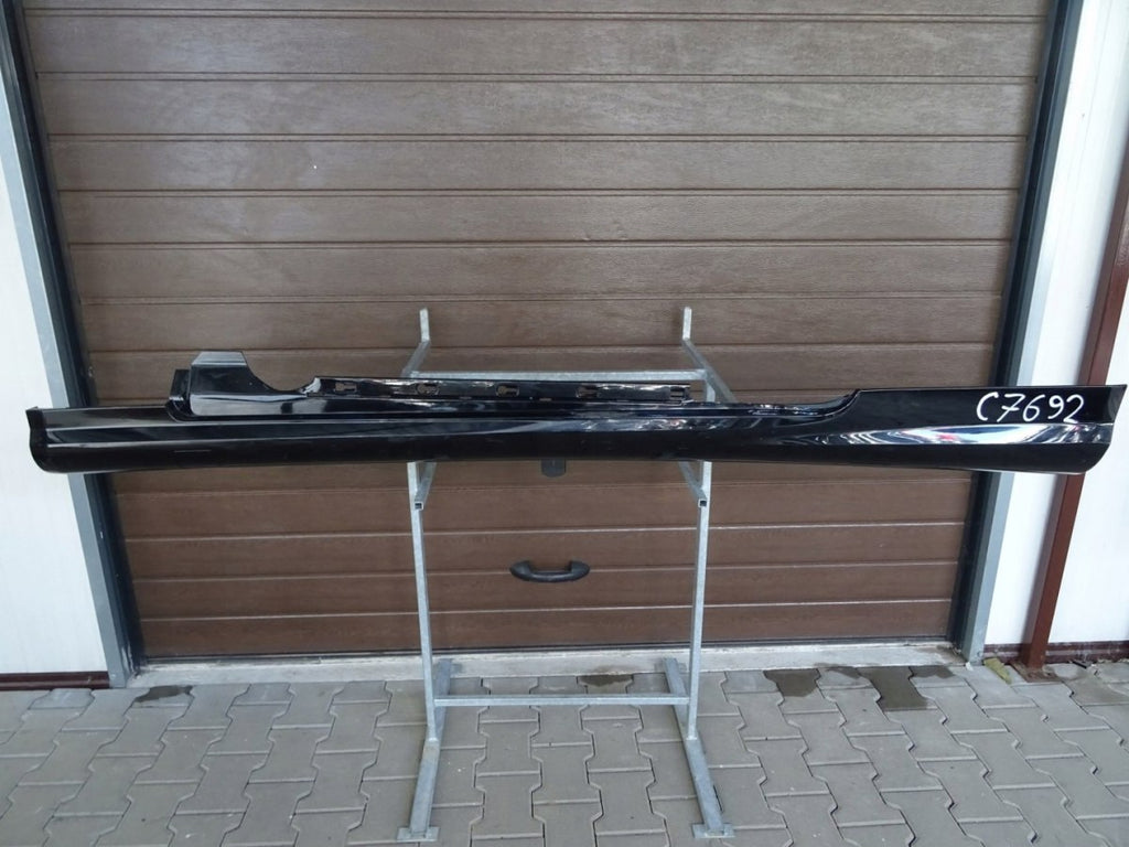 Lajsna praga lijeva Mercedes E 207 AMG Cabrio
