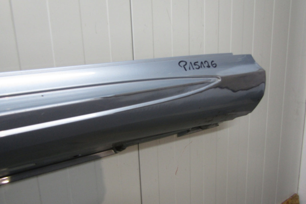 Lajsna praga lijevi Mercedes E 212 AMG Lift 12-