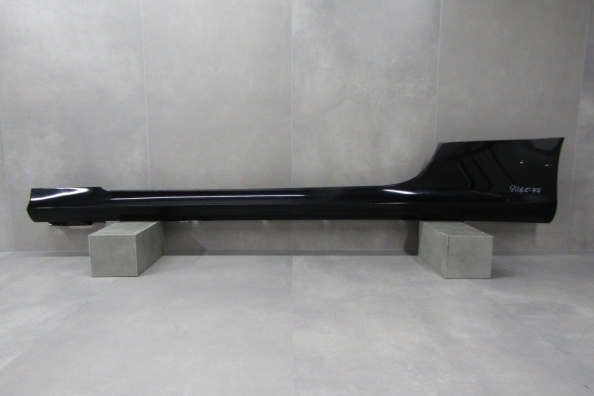 Lajsna praga lijevi Mercedes E Coupe 238 AMG 16-