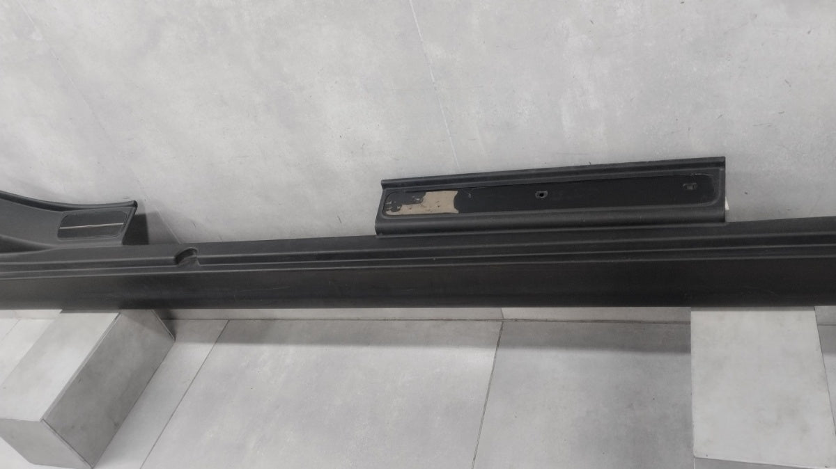Lajsna praga desni Mini Cooper S F55 5d 13- 51777315524