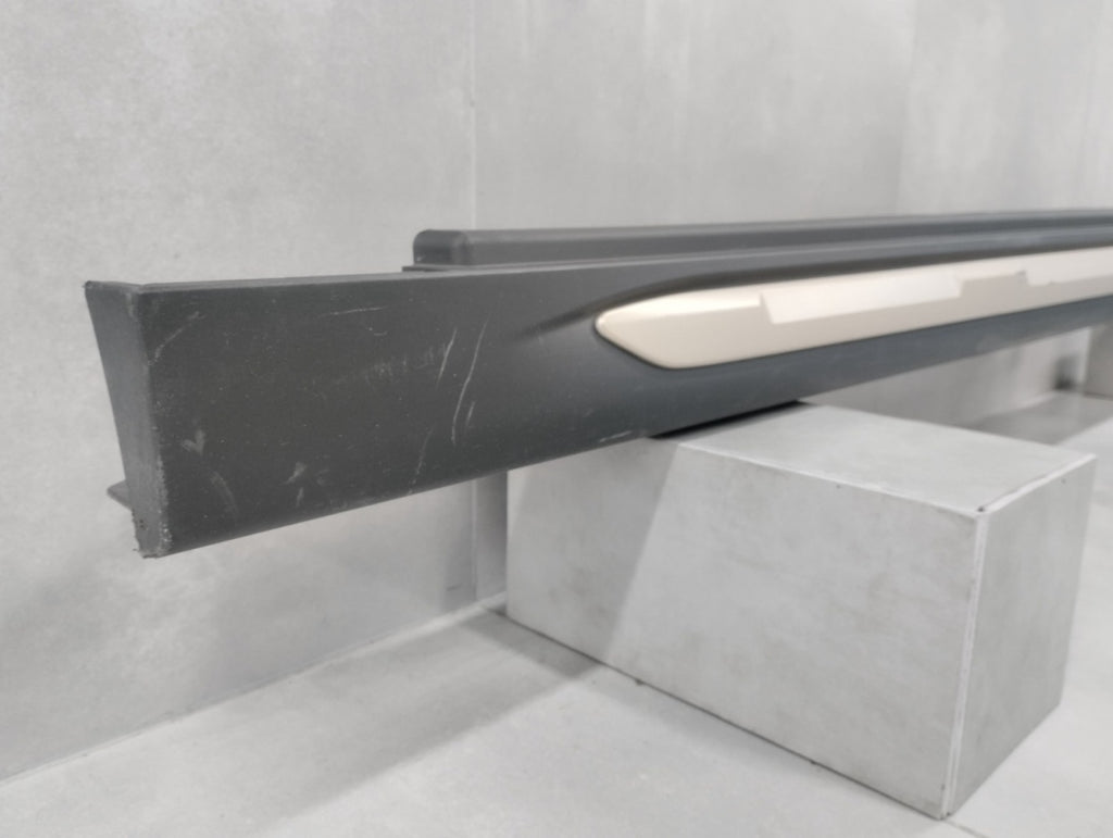 Lajsna praga lijevi Mini Countryman III 3 ALL 4 U25 23-