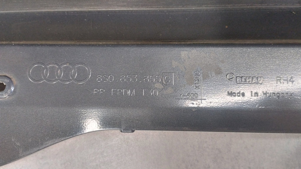 Lajsna praga lijevi Audi TTs TT S-Line 8S0 14-18