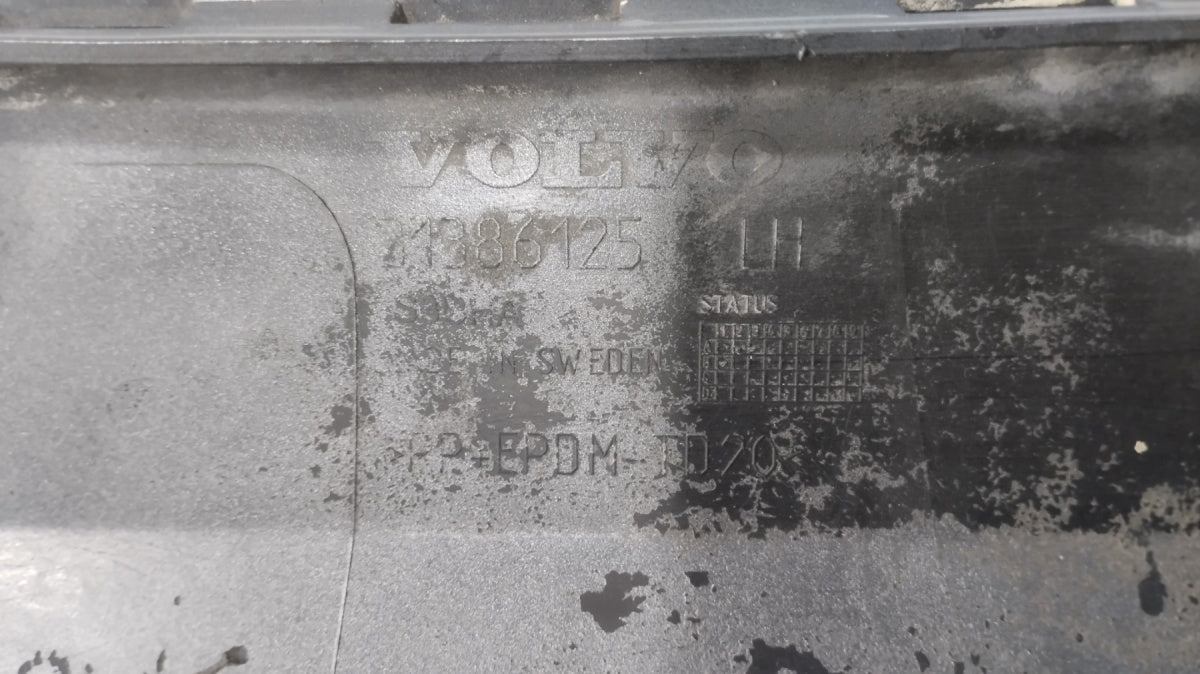 Lajsna praga lijevi Volvo V90 S90 sedan kombi osłona progu 16-25