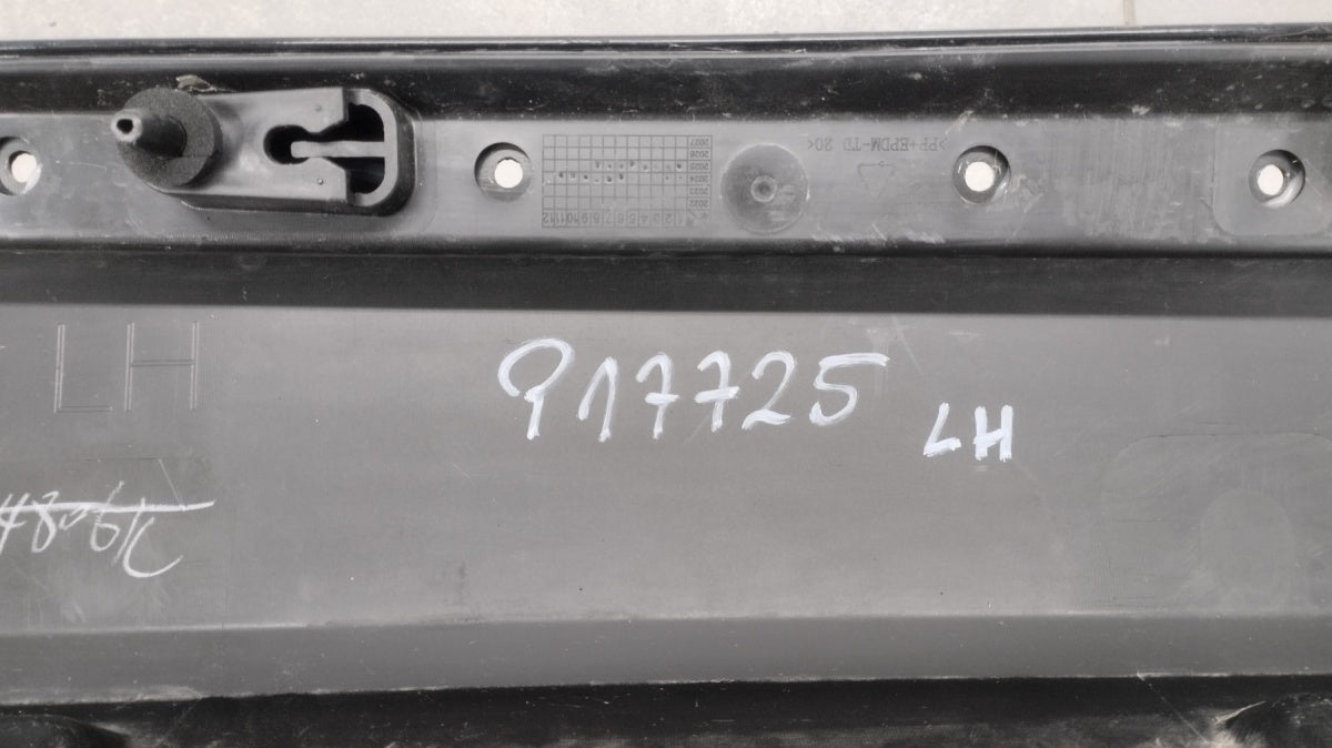 Lajsna praga lijevi POLESTAR 4 osłona próg 23-