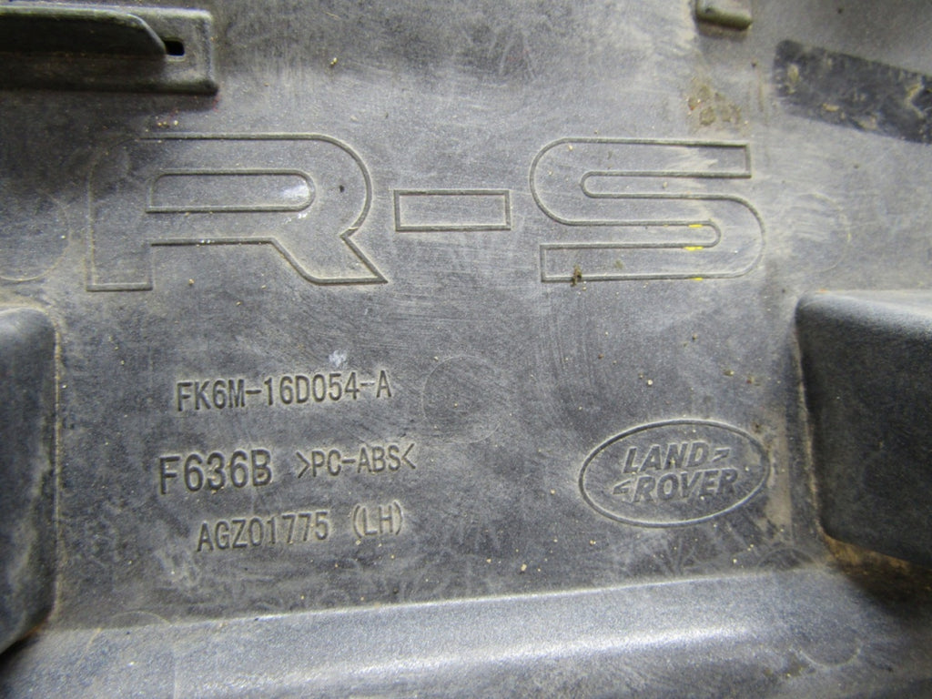 Lajsna praga błotnika lijeva Range Rover SVR L405 13-21