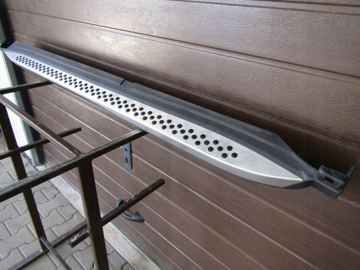 Lajsna praga lijeva Saic Motor MG GS 14- stepenica