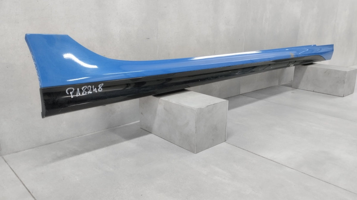 Lajsna praga desni BMW 2 F44 M paket 19-