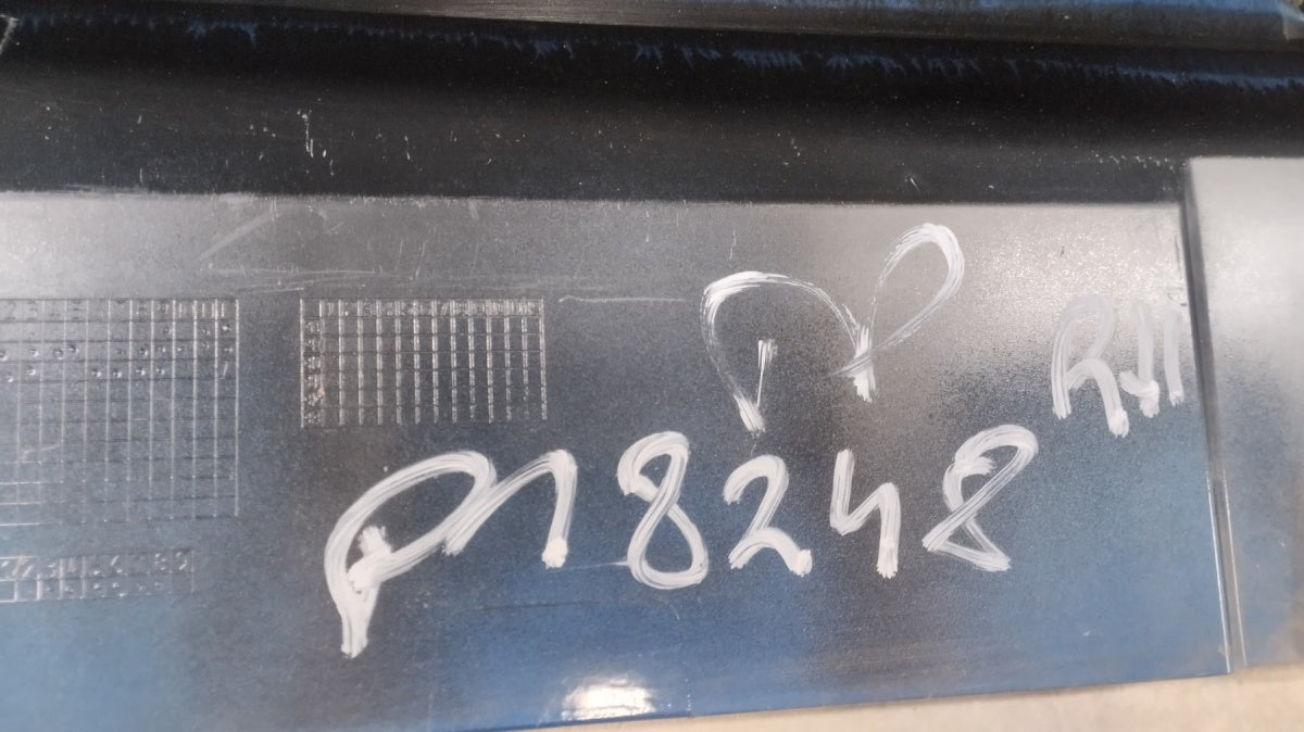 Lajsna praga desni BMW 2 F44 M paket 19-