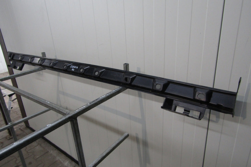 Lajsna praga desna Suzuki Swift V 10-17 77211-68L0