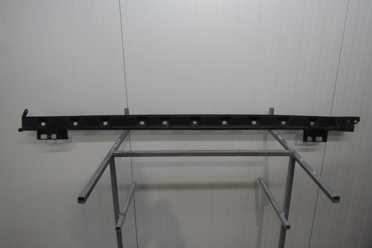 Lajsna praga desna Suzuki Swift V 10-17 77211-68L0