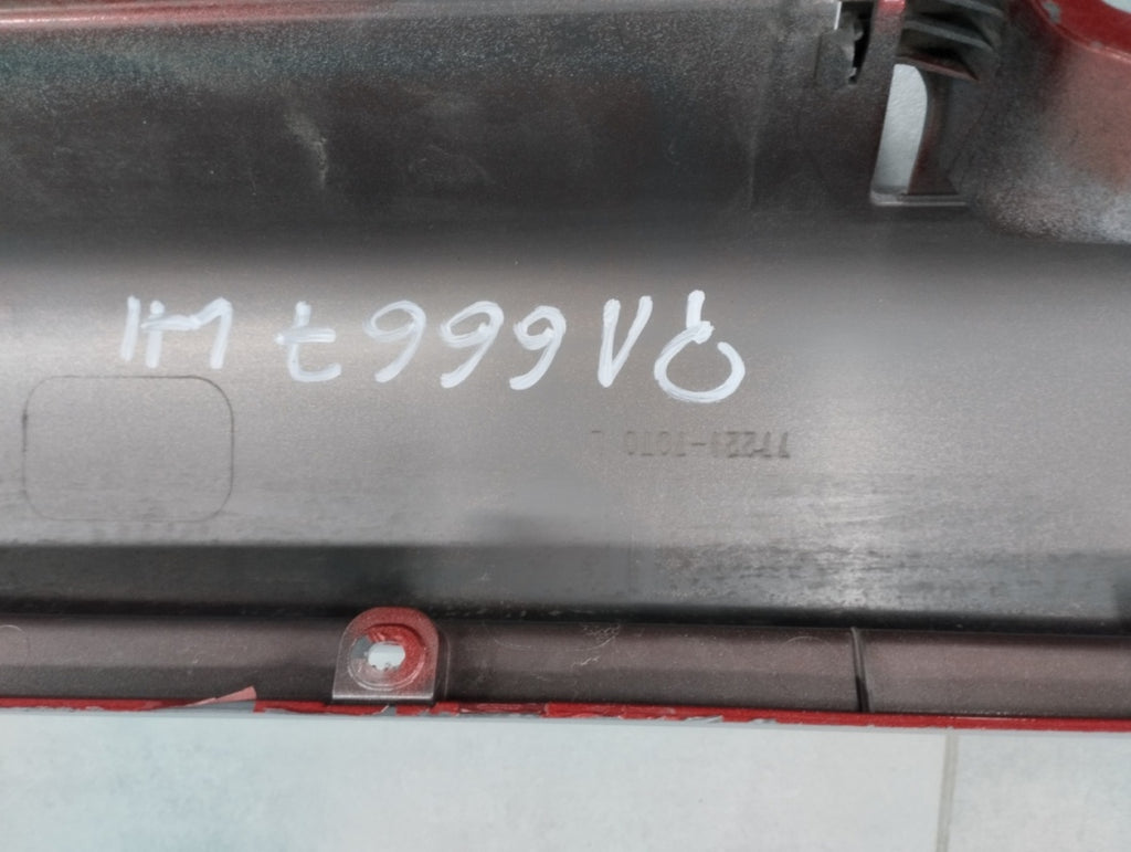 Lajsna praga lijevi Suzuki Swift VII MK7 24- novi model