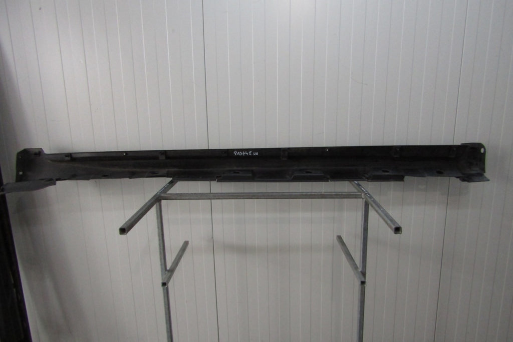 Lajsna praga lijeva Toyota Avensis Lift 15-18 T27