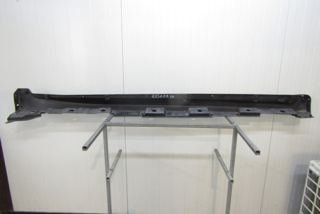 Lajsna praga lijevi Toyota Avensis Lift 15-18 T27