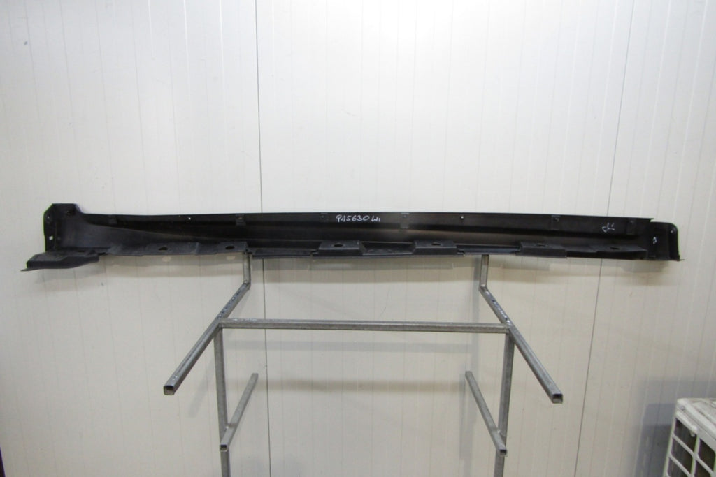 Lajsna praga lijevi Toyota Avensis Lift 15-18 T27