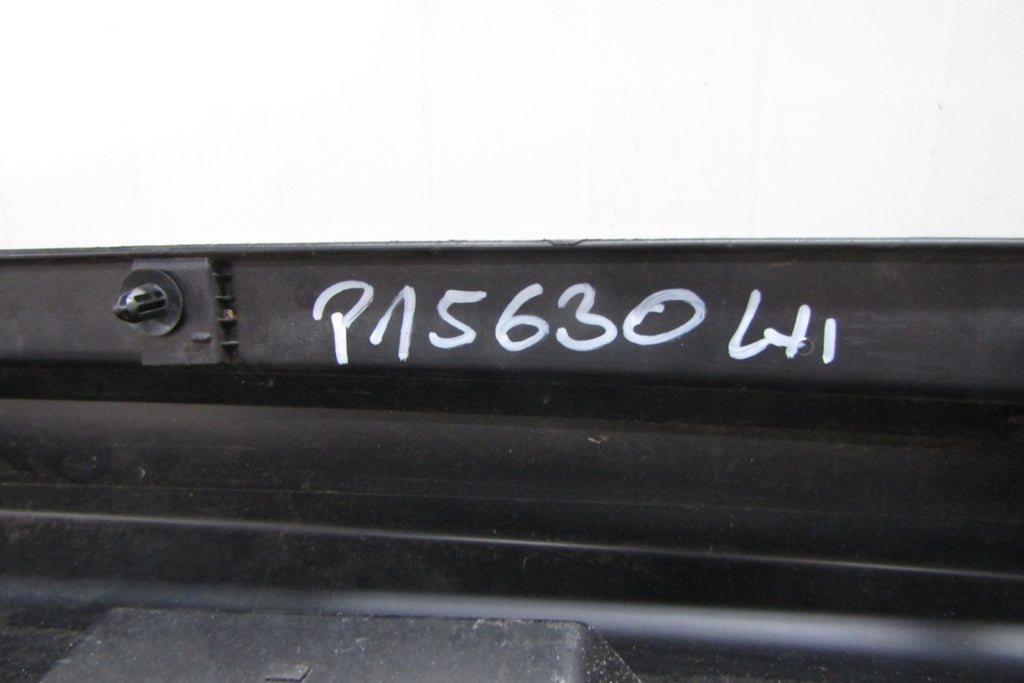 Lajsna praga lijevi Toyota Avensis Lift 15-18 T27