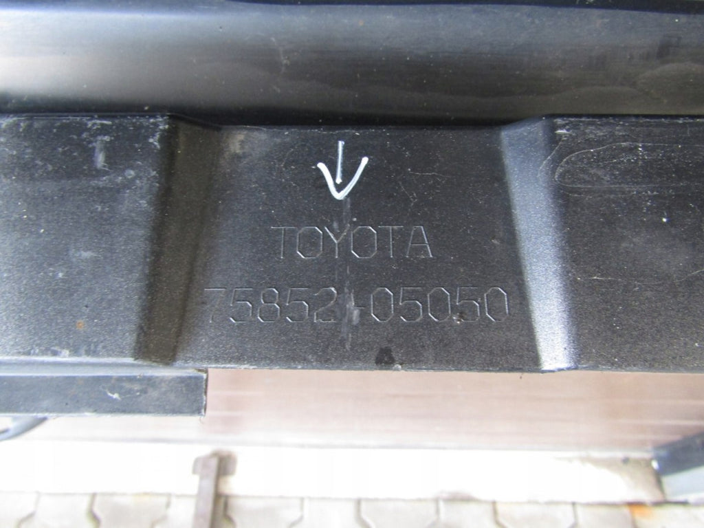 Lajsna praga lijeva Toyota Avensis Lift 15- T27