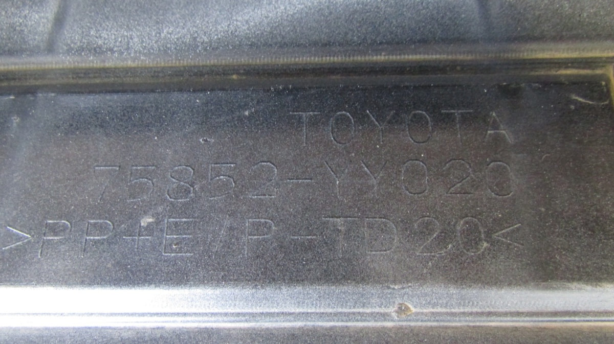 Lajsna praga lijeva Toyota Corolla GR SPORT HB E21