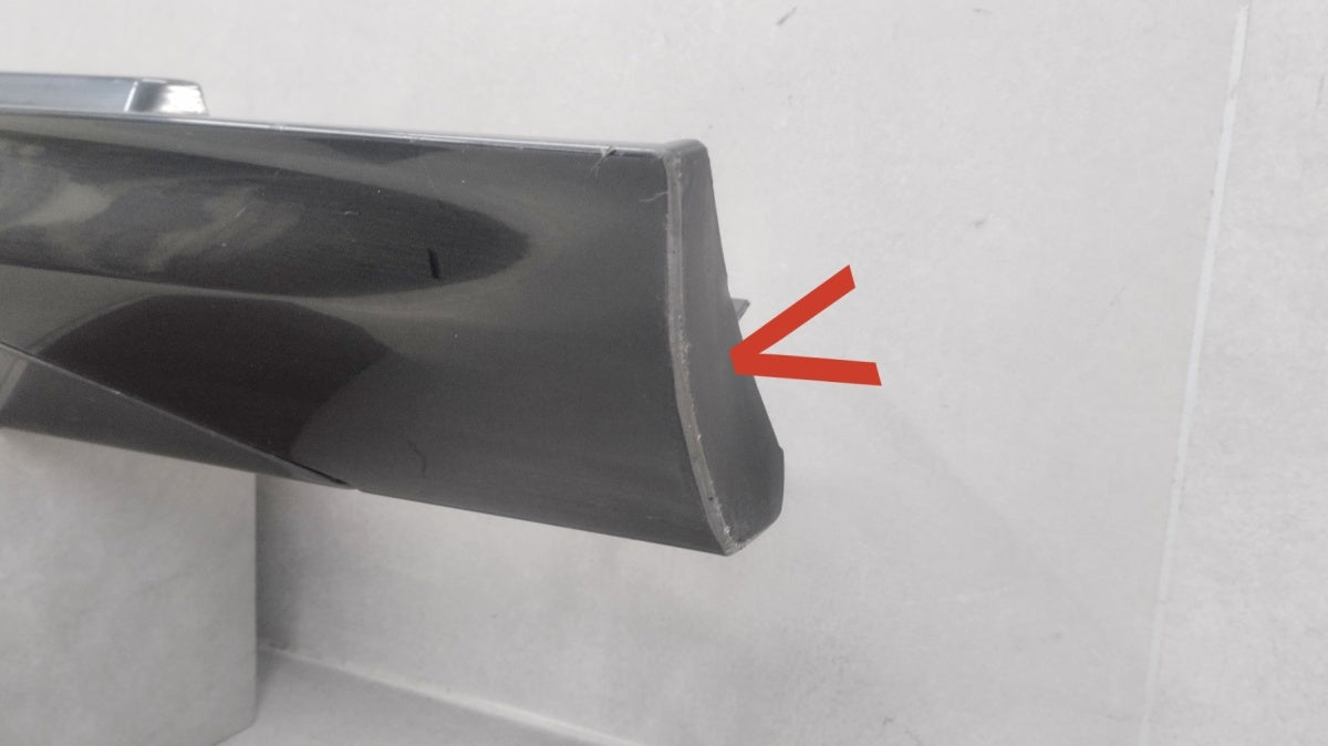 Lajsna praga desna BMW 2 F44 M paket 19-