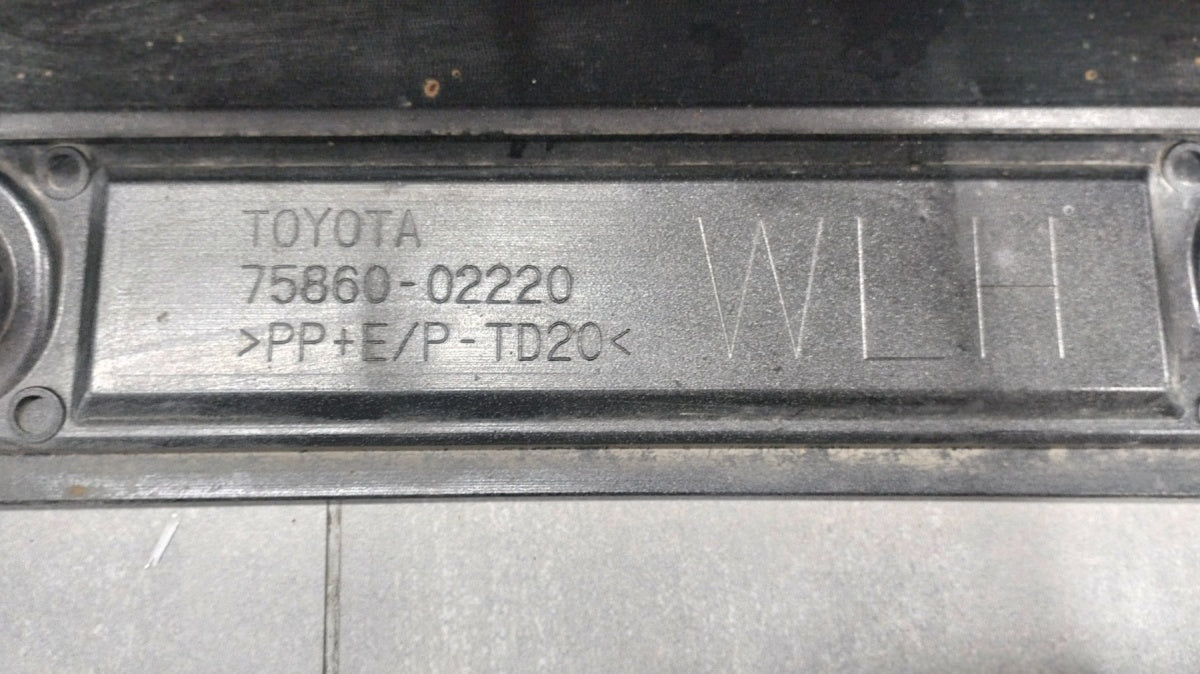 Lajsna praga lijevi Toyota Corolla XII kombi E21-