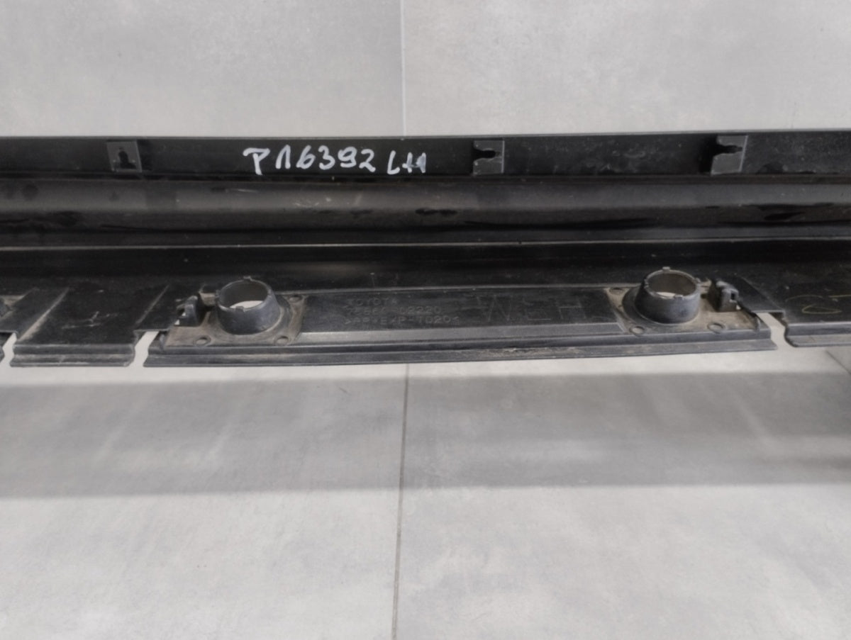 Lajsna praga lijevi Toyota Corolla XII kombi E21-
