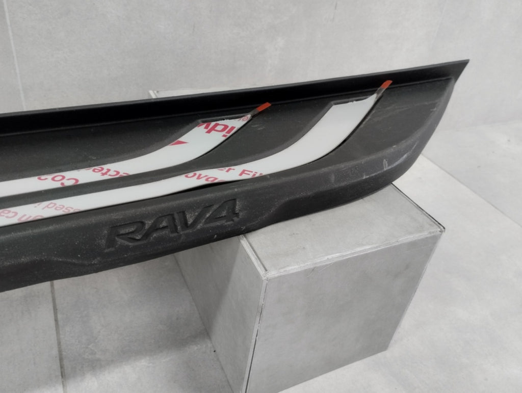 Lajsna praga lijeva Toyota RAV 4 RAV 4 5 V XA50 19- stopeń