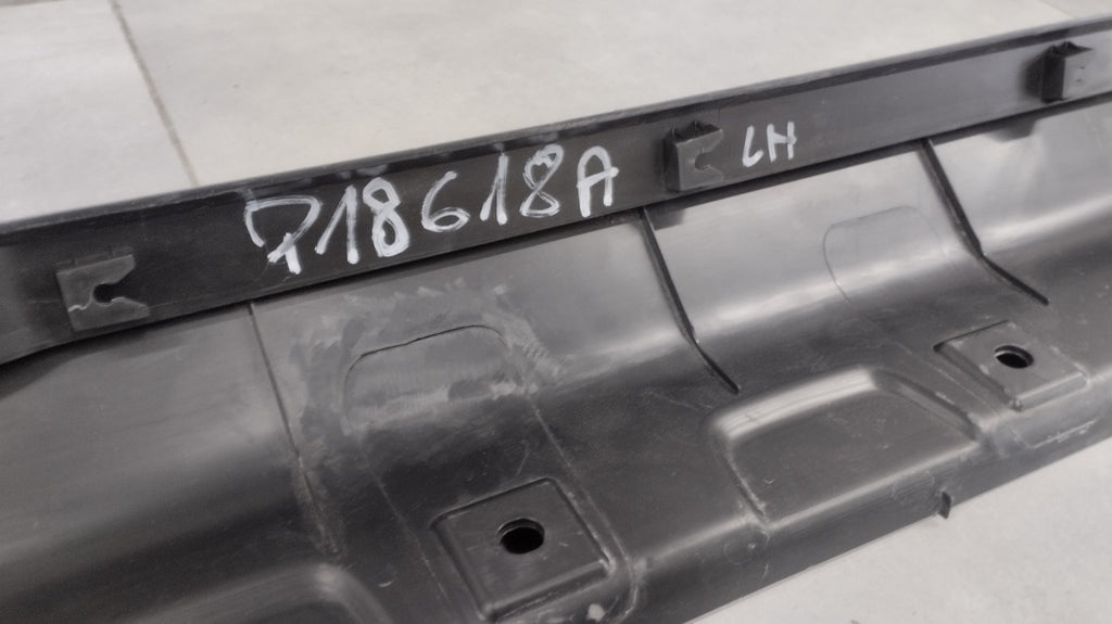 Lajsna praga lijevi Saic Motor MG ZS I 17-24 MG ZS EV 10252399