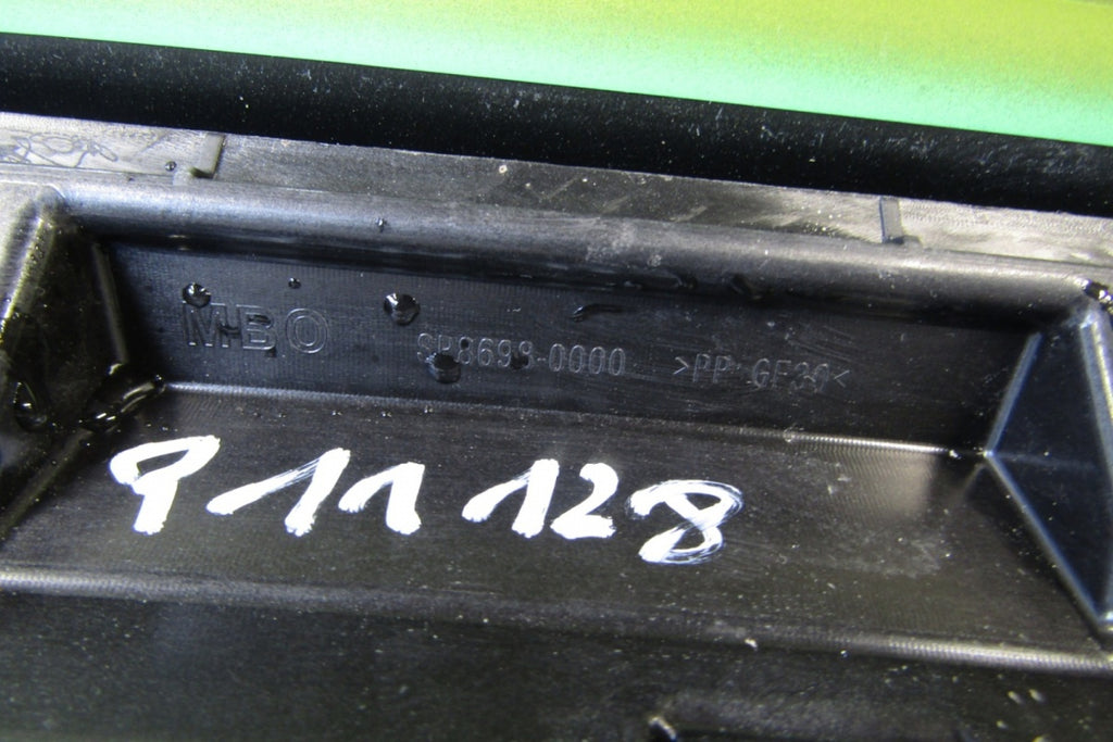 Lajsna praga lijeva VW GOLF R VIII MK 8 R 5H0 19-