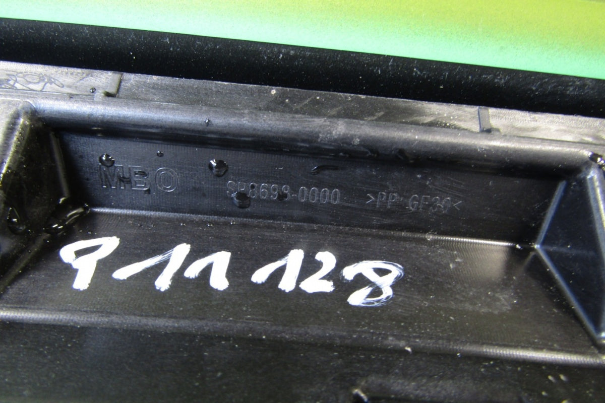 Lajsna praga lijeva VW GOLF R VIII MK 8 R 5H0 19-