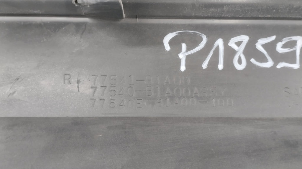 Lajsna praga desni Suzuki Jimny 3 III 98-18 nakładka