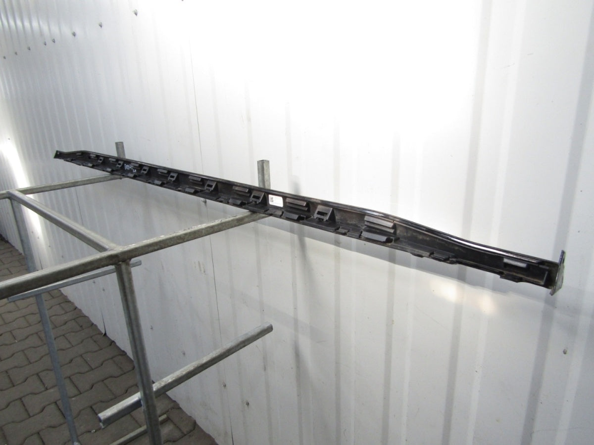 Lajsna praga lijeva VW Golf 8 5H0 R Line HB 19-