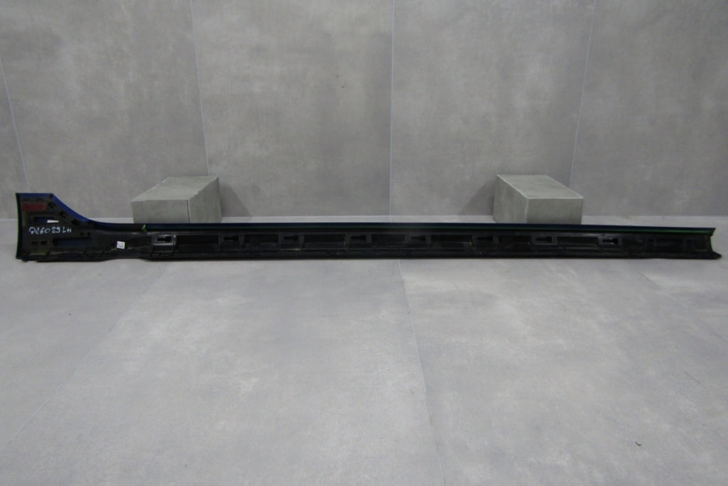 Lajsna praga lijevi VW Golf 8 5H0 R HB 19-