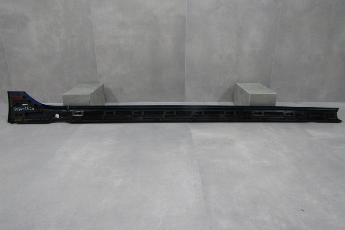 Lajsna praga lijevi VW Golf 8 5H0 R HB 19-