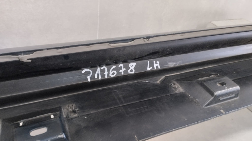 Lajsna praga lijevi VW Passat B8 3G0 R Line 14- kombi sedan