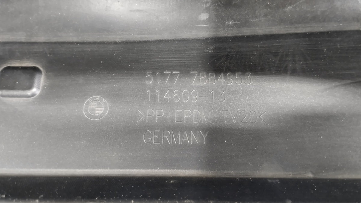 Lajsna praga lijevi BMW IX2 ix 2 U10 M paket 23-