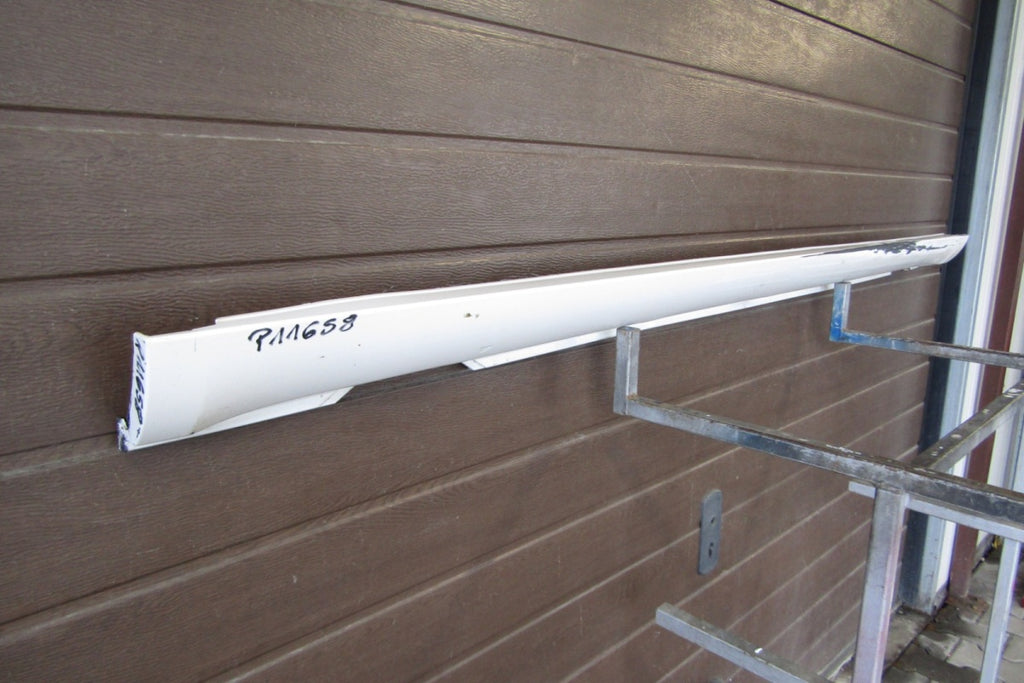 Lajsna praga desna VW Passat CC 3C8 lift 11-