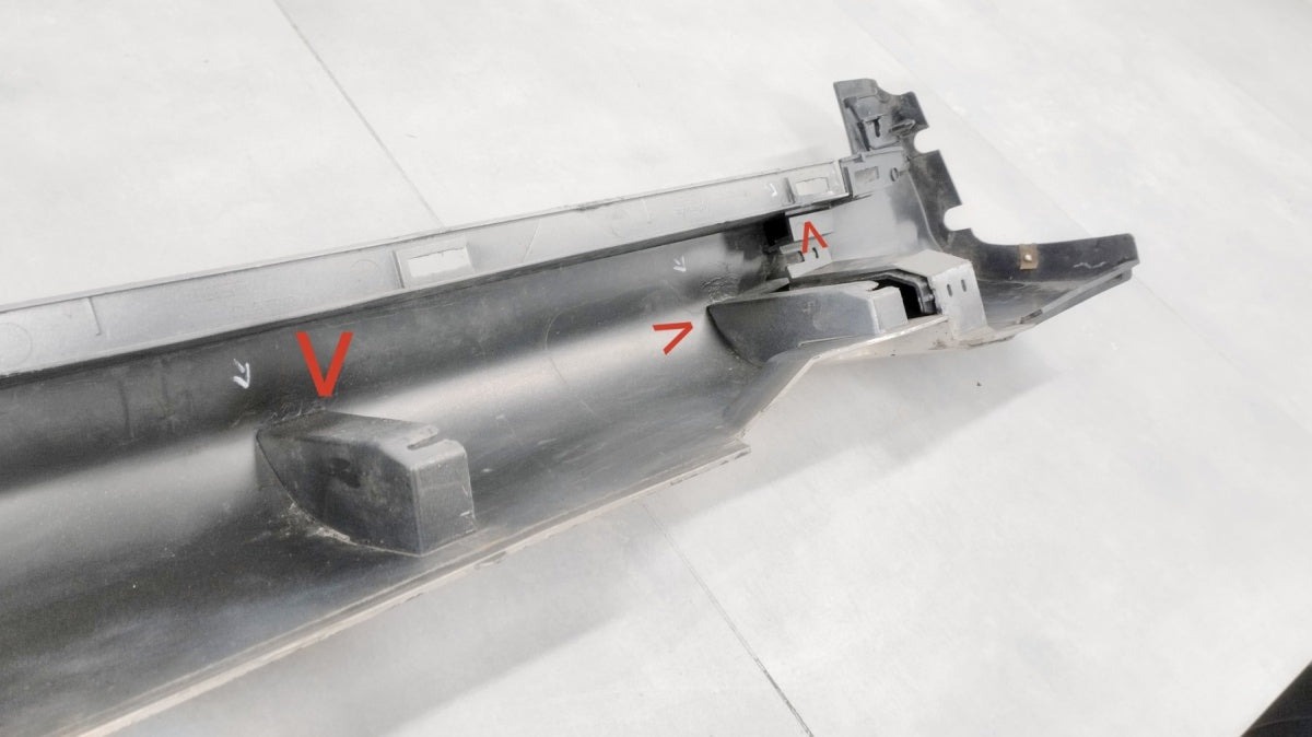 Lajsna praga lijevi Volvo XC60 XC-60 LIFT 13-17 komplet