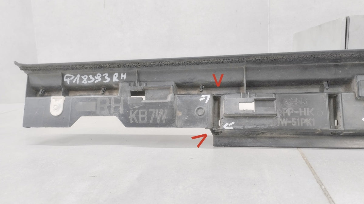 Lajsna praga desni Mazda CX5 2 CX-5 II KF 17- KB7W-51PK1