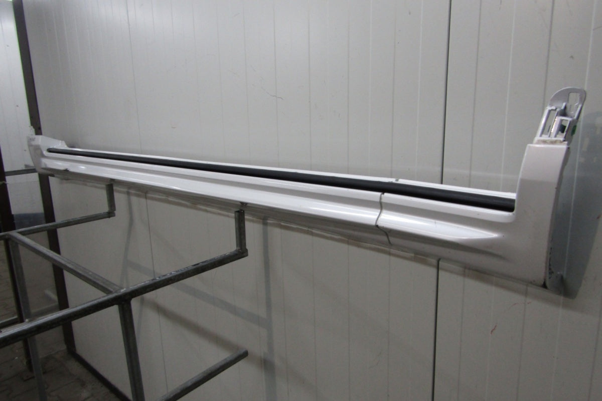 Lajsna praga lijeva Volvo XC90 II 18- lift XC 90