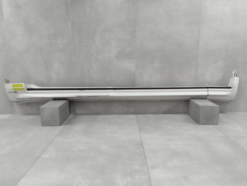 Lajsna praga lijevi Volvo XC90 II 18- lift XC 90