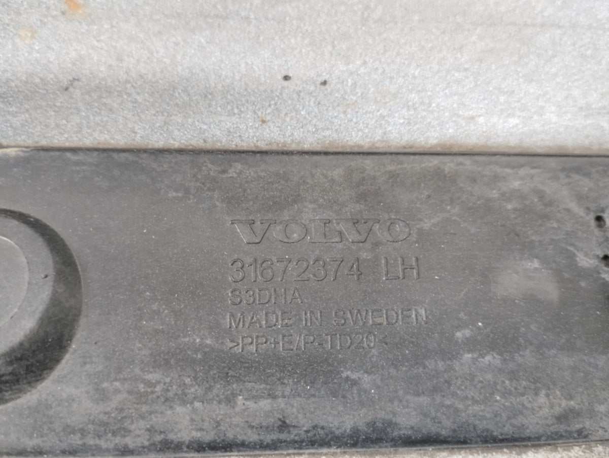 Lajsna praga lijevi Volvo XC90 II 18- lift XC 90