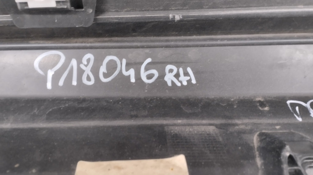 Lajsna praga desni Mercedes C 205 CABRIO AMG 14-