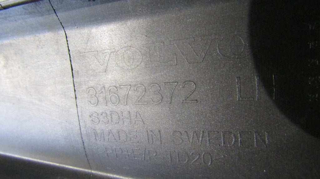 Lajsna praga lijeva Volvo V90 S90 16- R Design